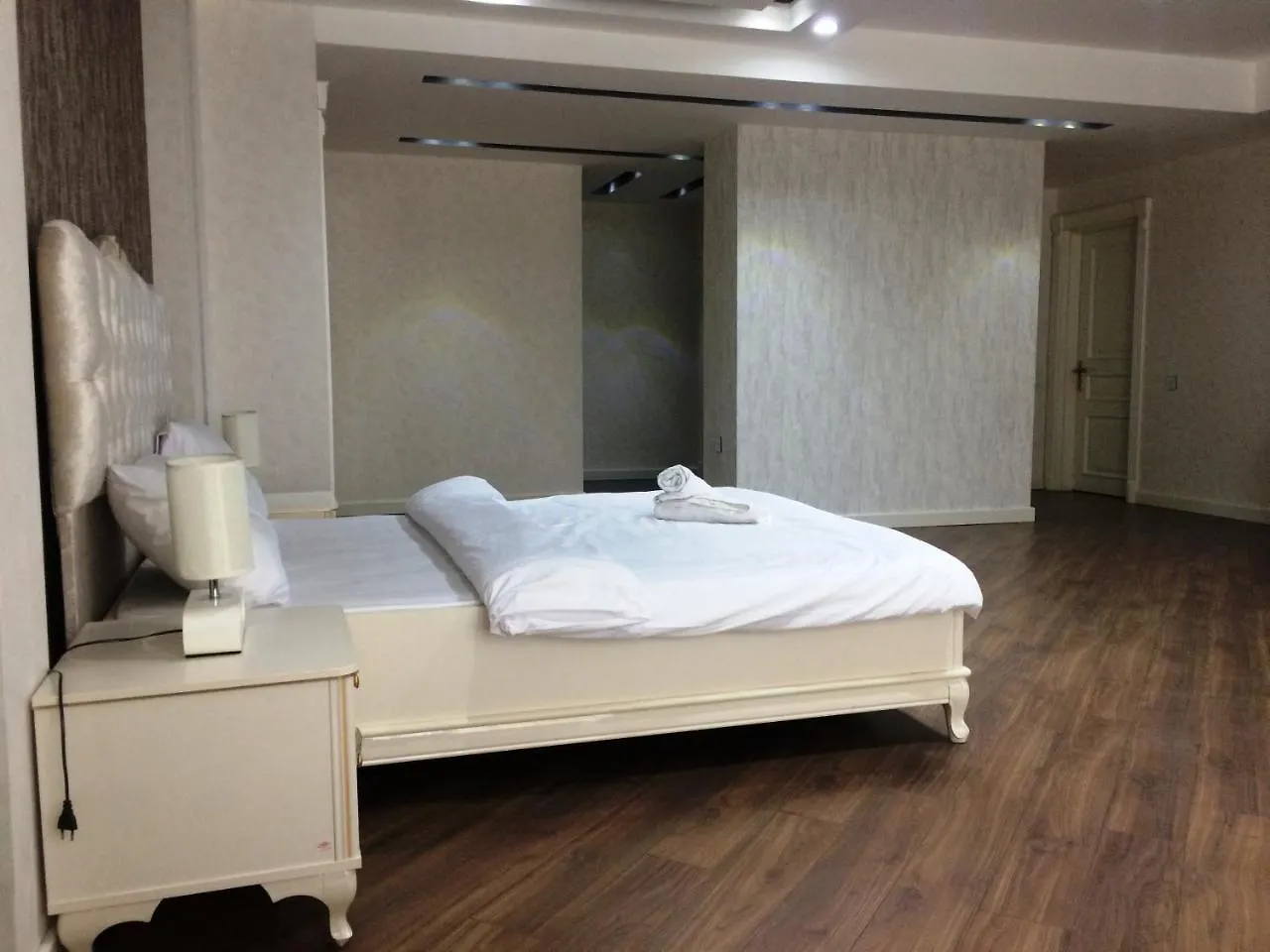 Park Azure Apartment Deluxe 2 Bedroom Baku